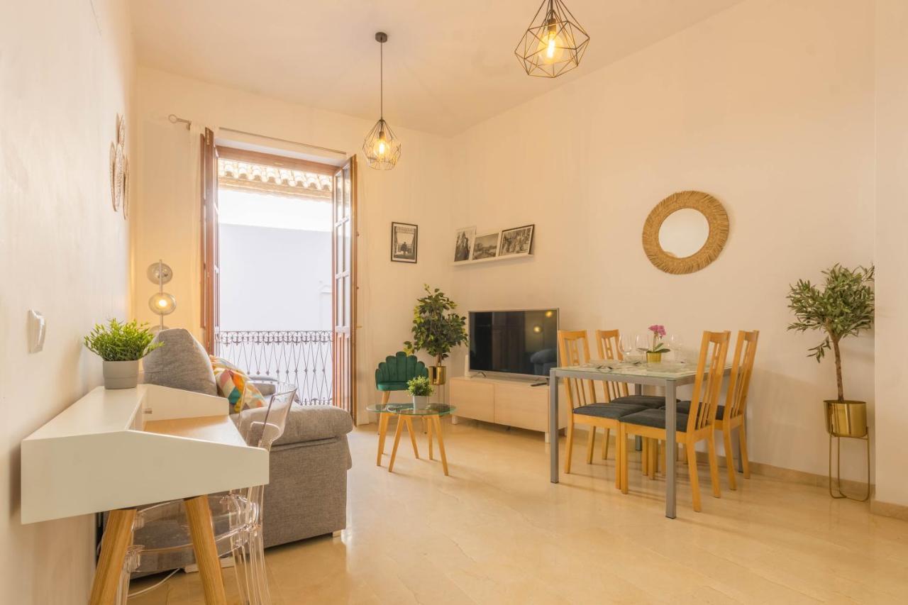 Apartamento Anais Centro Sevilla Luaran gambar